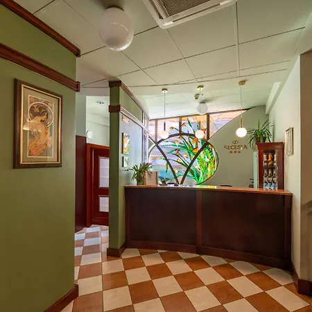 Secesja מלון קרקוב