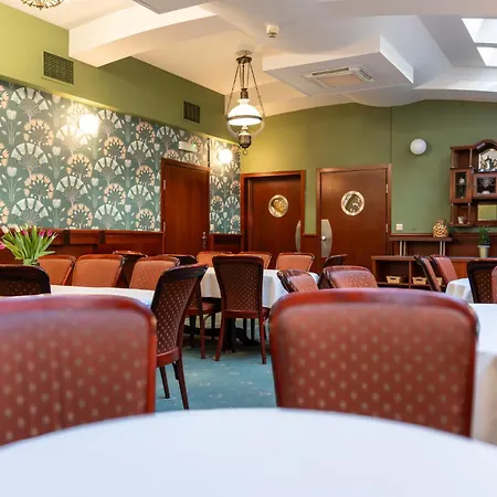 Secesja فندق كراكوفيا